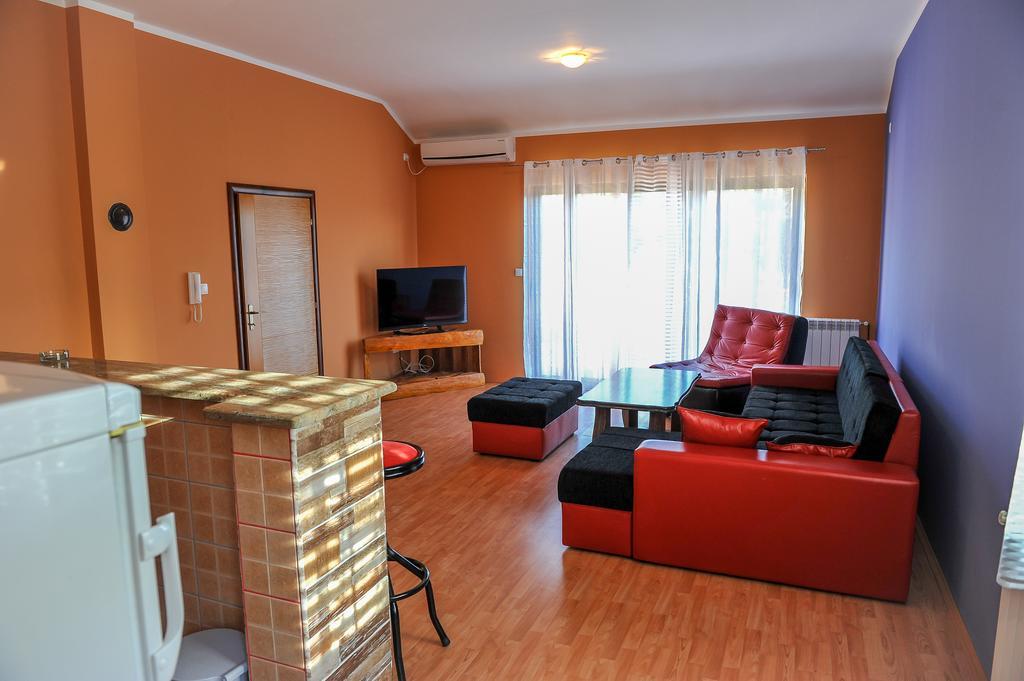 Apartman Selena Требинье Экстерьер фото